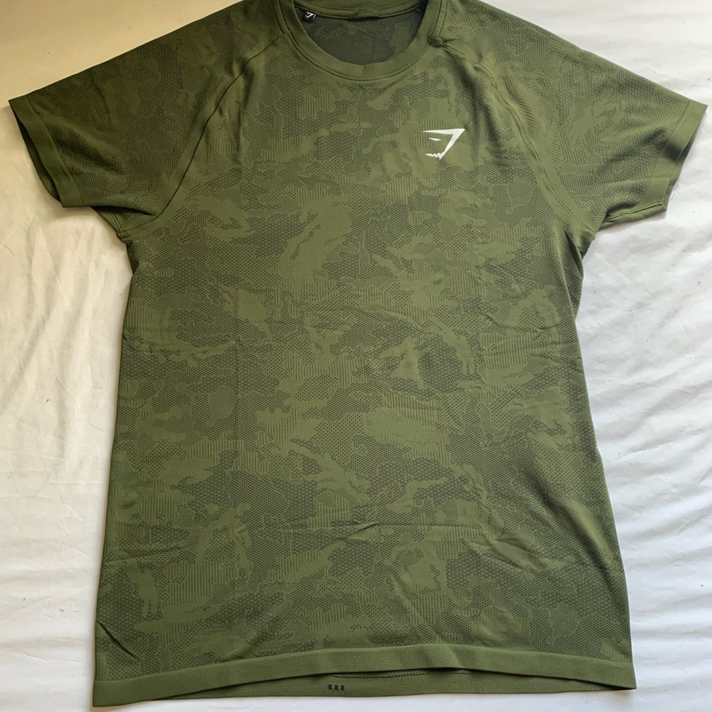 GYMSHARK TEE